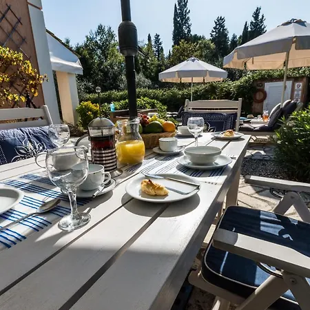 Oleander Villa *
